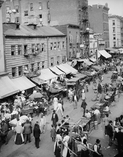 Jüdischer Markt an der East Side, New York, N.Y., ca. 1890-1901 von Detroit Publishing Co.